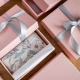 Darčeková krabička s vekom 150x150x100 mm, ružová
